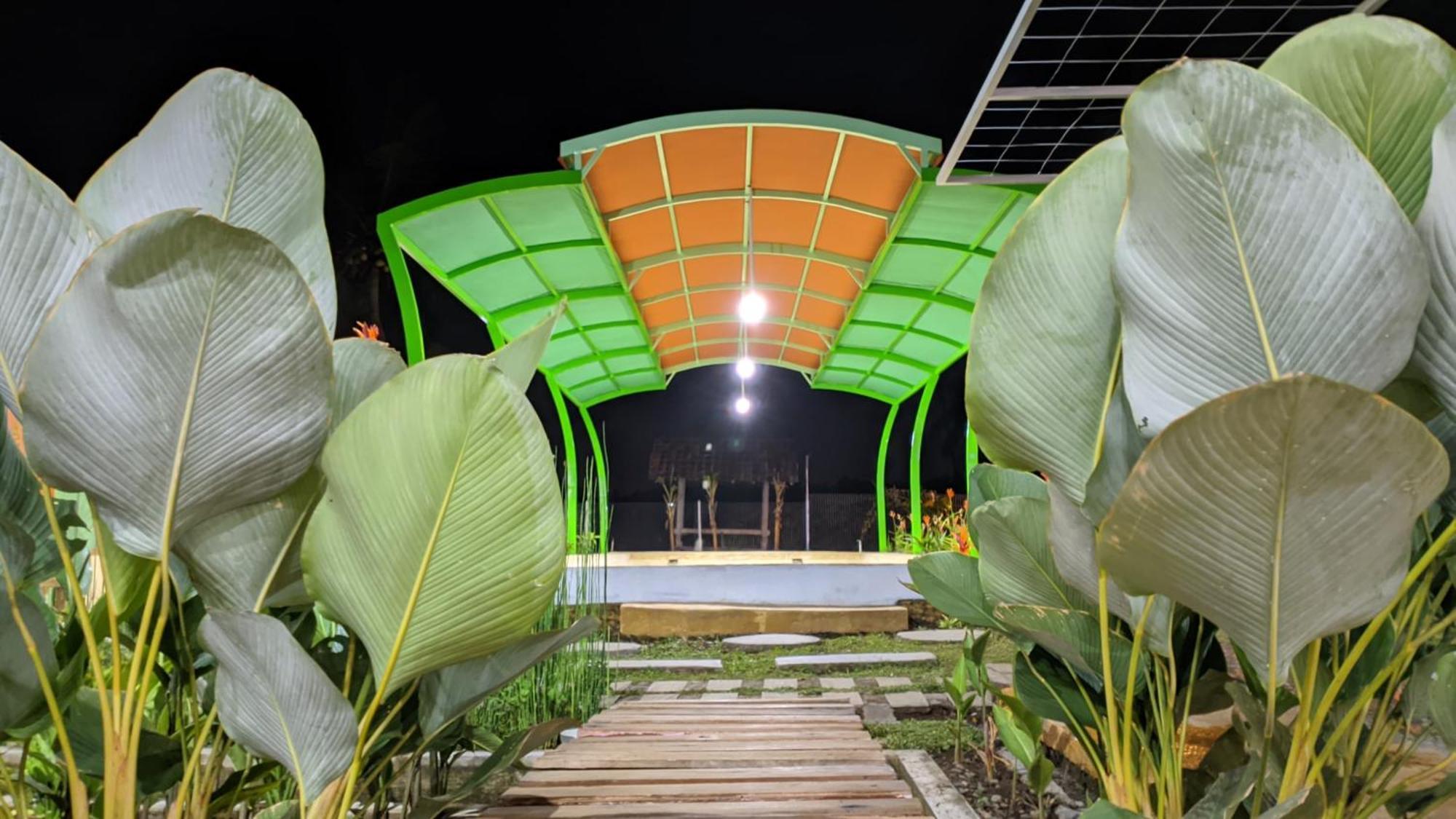 Wooden Kemiren Homestay Banyuwangi بانيووانجى المظهر الخارجي الصورة