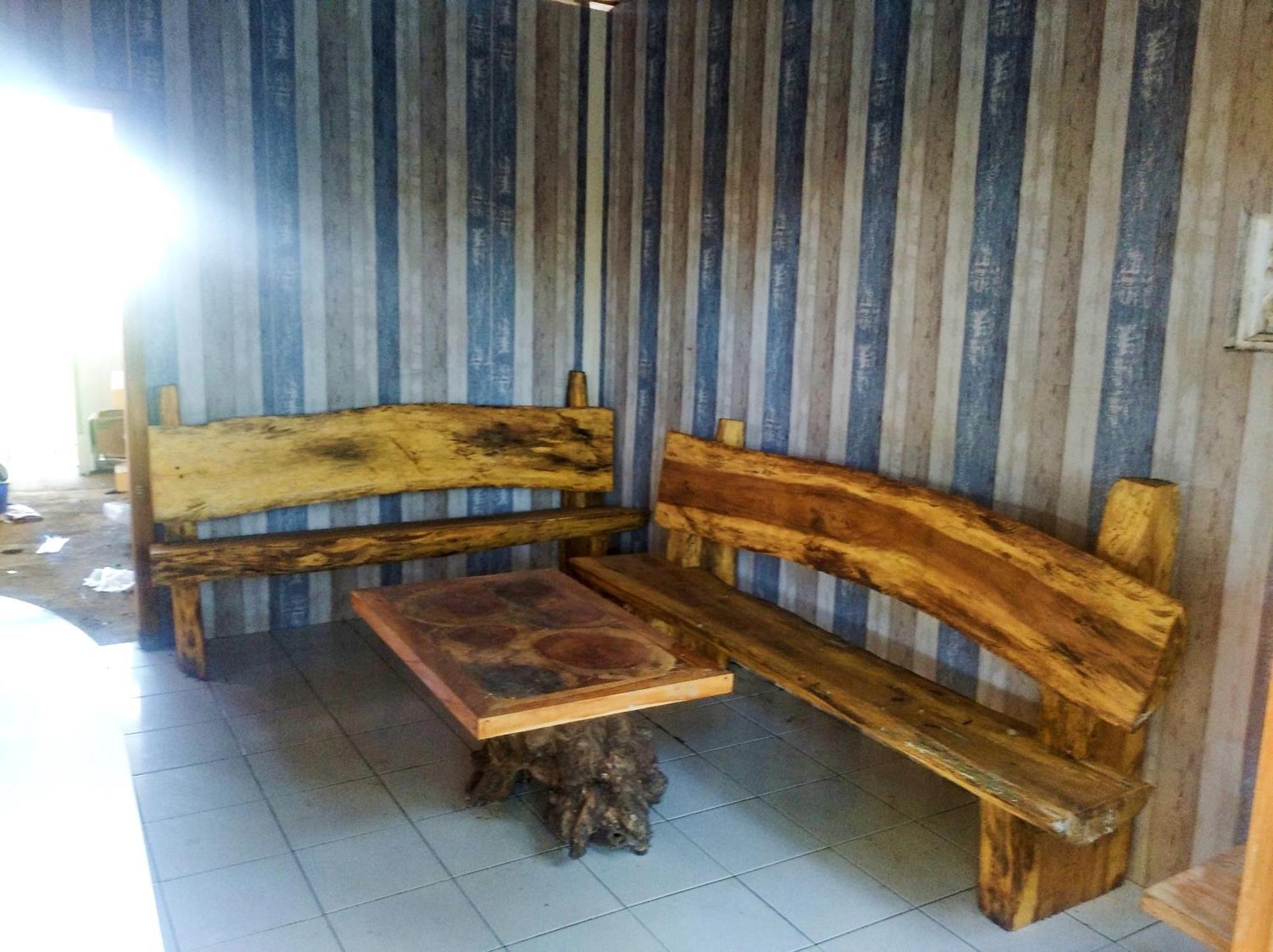 Wooden Kemiren Homestay Banyuwangi بانيووانجى المظهر الخارجي الصورة